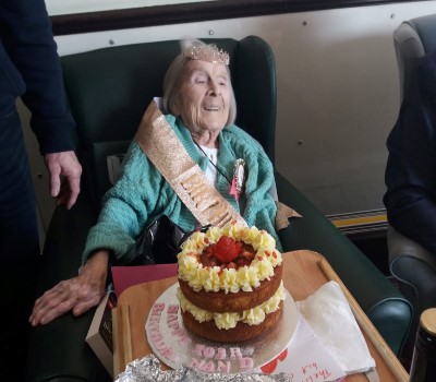 Peggy Turns 103 - Rest Home Kettering